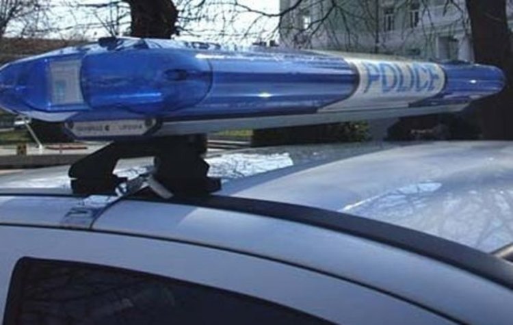 Ауди се обърна в канавка на магистралата, 43-годишна с опасност за живота