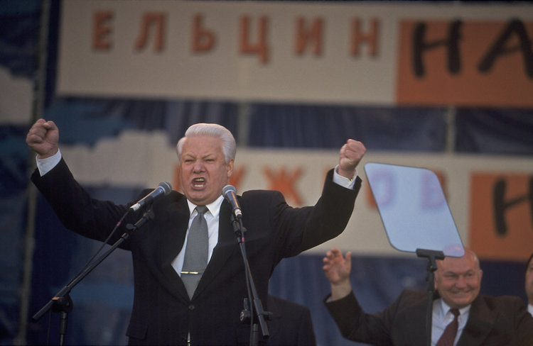 Кръвопролитията през 1993: защо Западът подкрепи Елцин