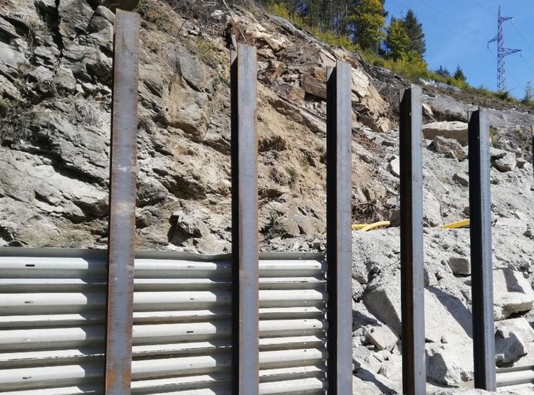 От 6 октомври през срутището край Тикале: в една лента, със светофар и 20 км./ч