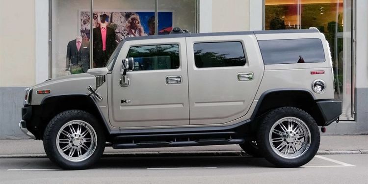 Могъщият Hummer съвсем скоро ще замърка с е-мотор 
