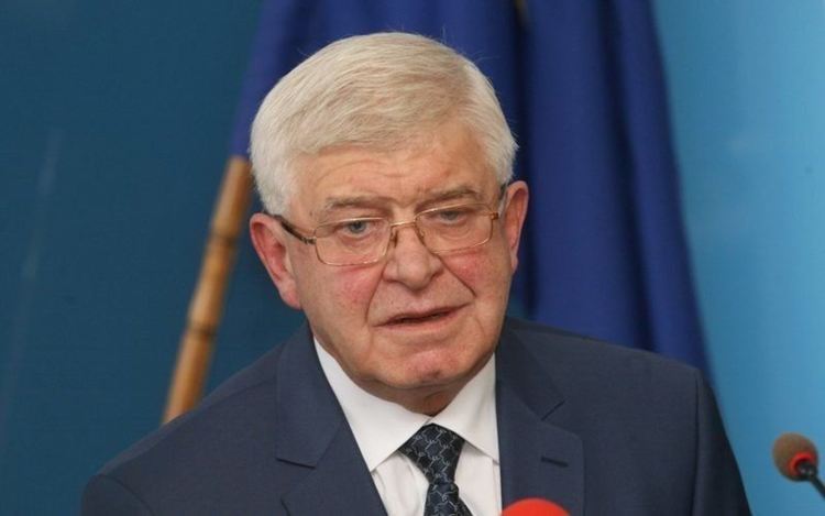 Ананиев отмени забраната за инвитро процедури