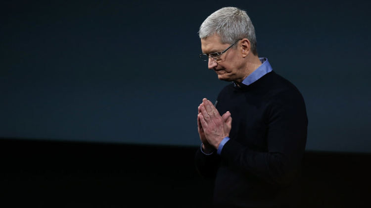 Служителите на Apple не искат да се връщат в офиса