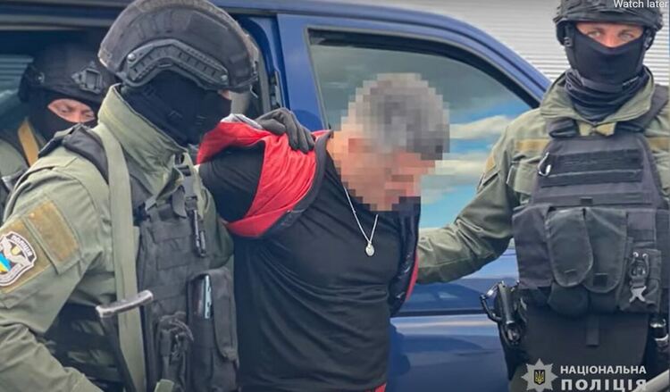 Задържаха Евелин Банев-Брендо в Украйна
