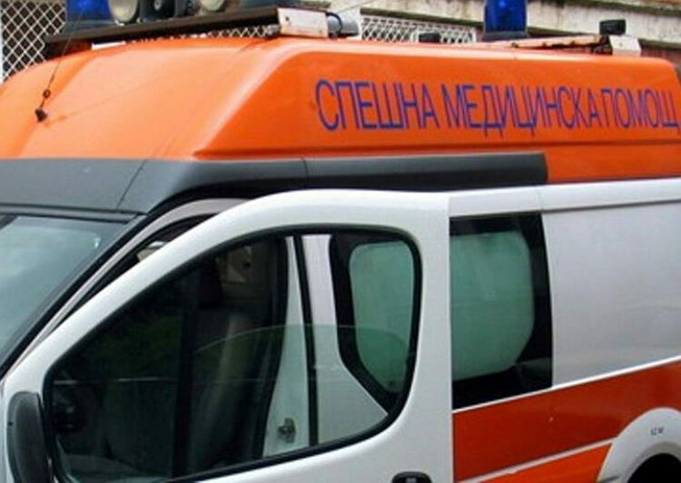 Четирима пешеходци пострадаха при пътни инциденти в Асеновград 