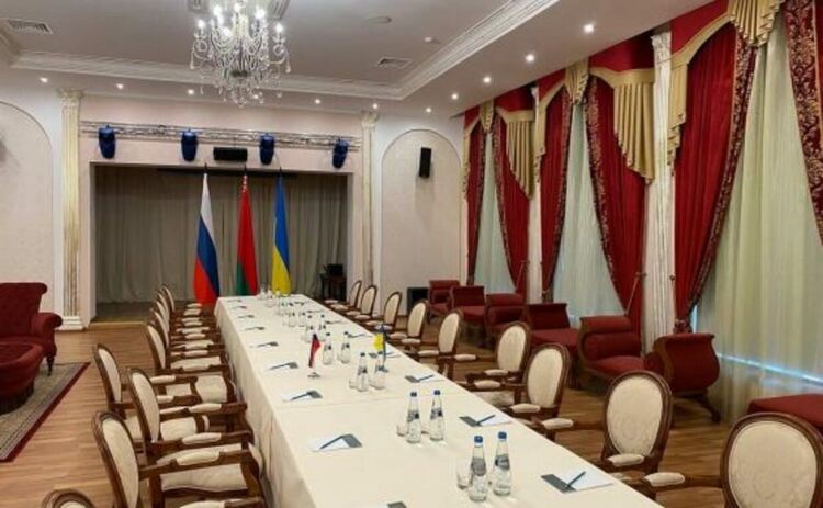 Започват преговорите между Украйна и Русия