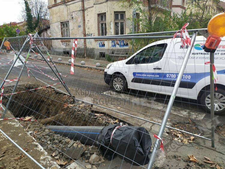 Водният цикъл стъпи на бул.”Беломорски”,буря от недоволство в социалните мрежи заради трафика 