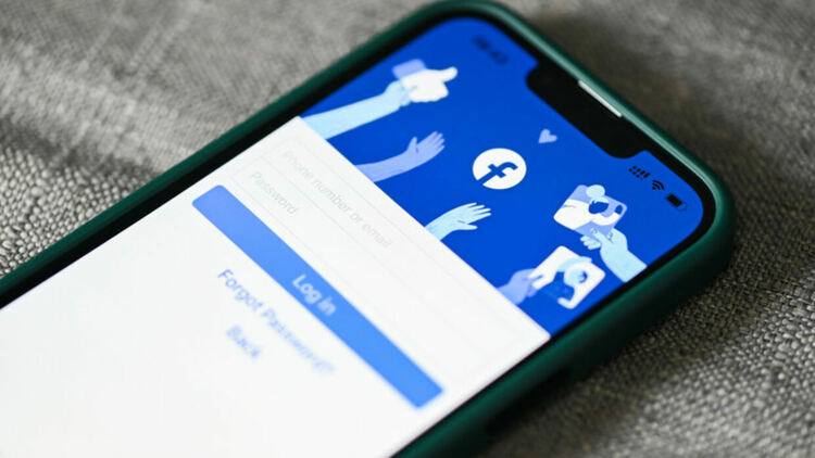 Facebook и Мessenger отново действат зад гърба на всички нас