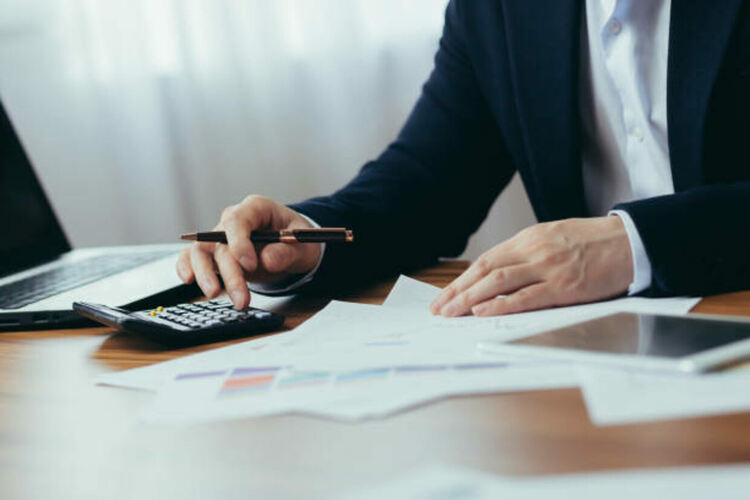 След 1 септември банките ще предоставят по една сметка за основни операции