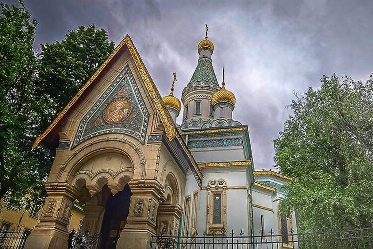 Патриарх Неофит назначи свещеници от София в Руската църква