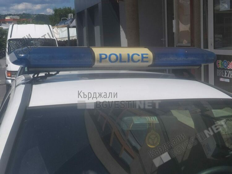 Дамско меле в Джебел,три жени млатят млада съгражданка