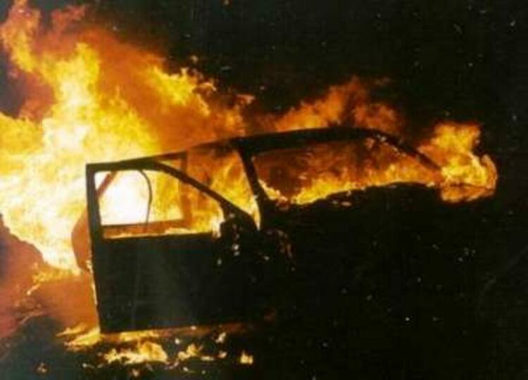 Пожари в ел. табло, лек автомобил и трафопост са гасени от пернишките огнеборци през почивните дни