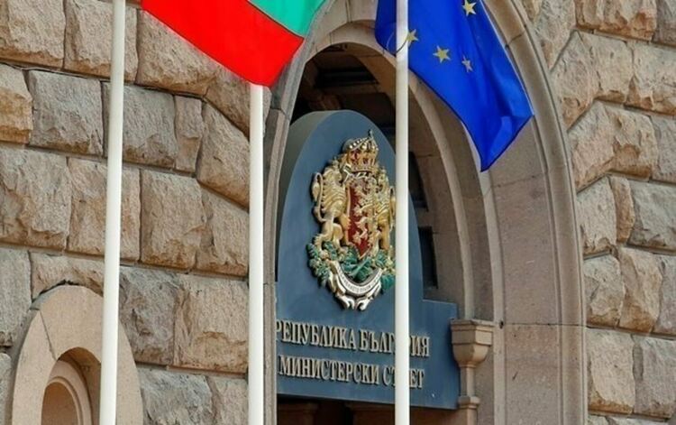 Правителството в оставка отчита работата си