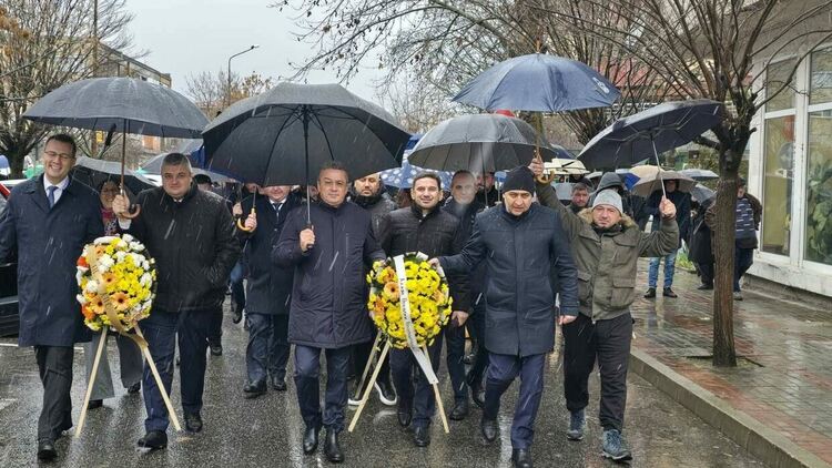 ДПС с председател Делян Пеевски ще продължи да следва пътя на демокрацията