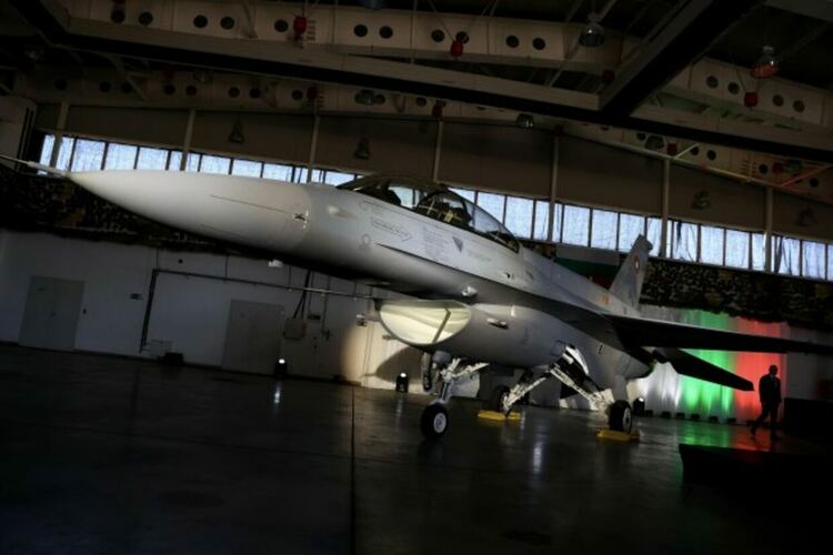 F-16 в България и Румъния: Какви са разликите – визия, пари и инфраструктура