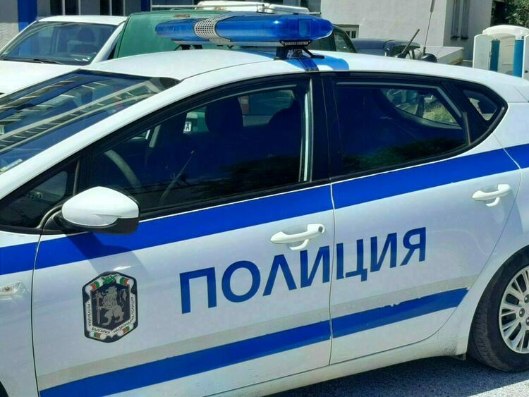 Мъж застреля жена съпругата си, след което се опита да се самоубие в Пловдив