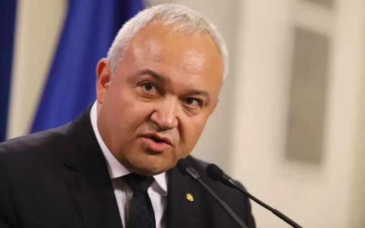 МВР изкарва катаджиите от храстите