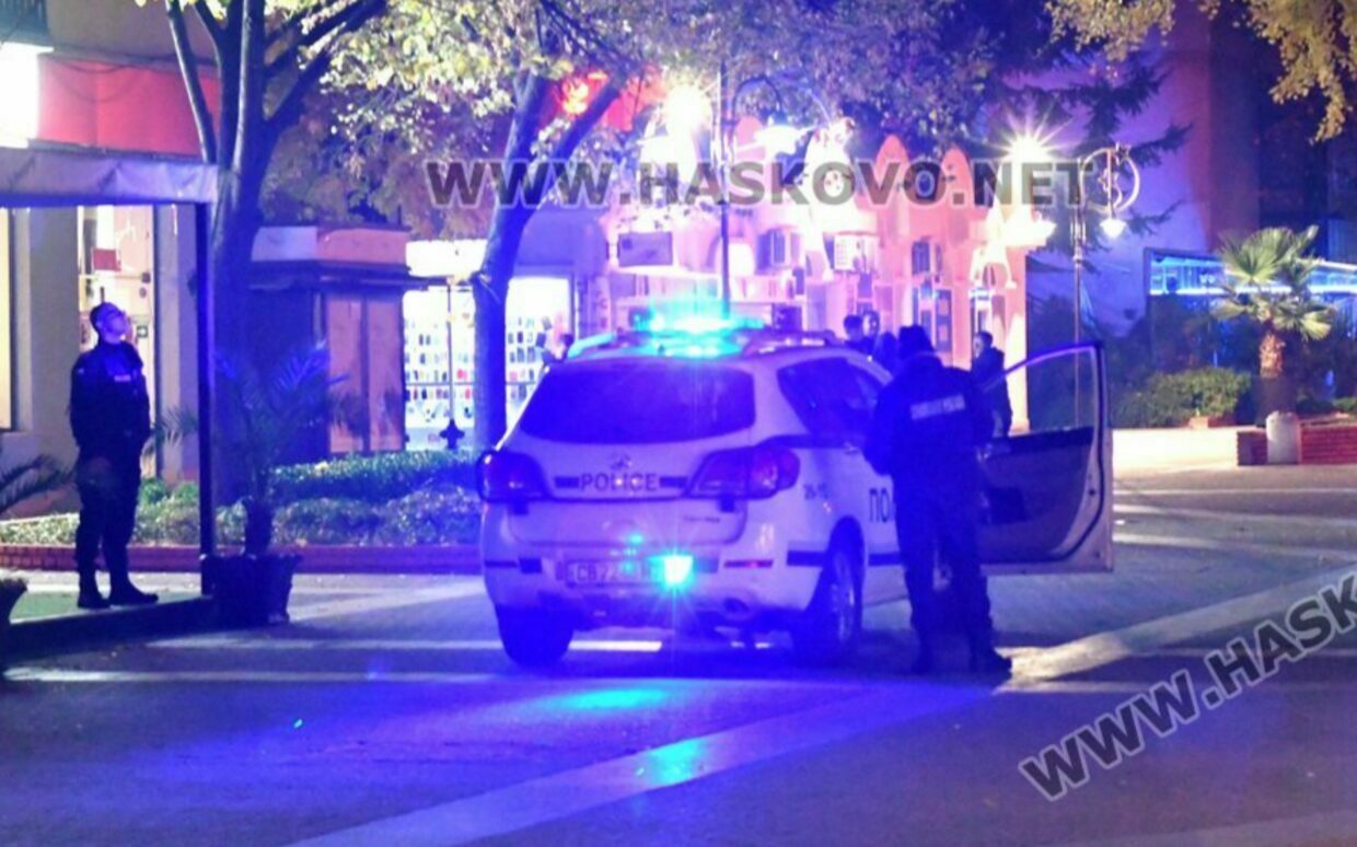 Задържаха двама 27-годишни, задигнали 3500 евро от мъж в Харманли