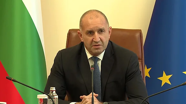 Радев вика Митрофанова, ще говори с Рюте – два нови кораба са ударени край България