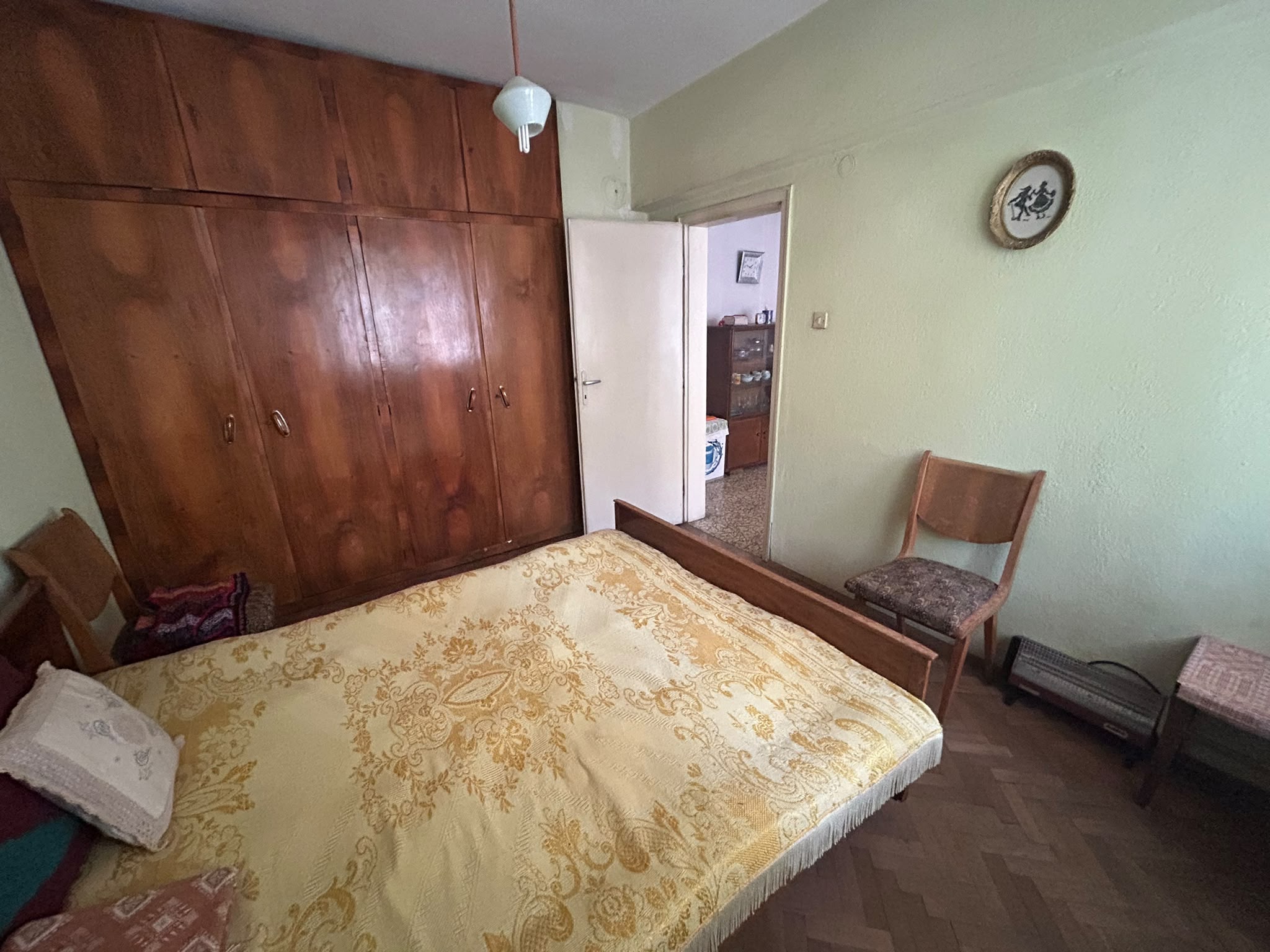 Тристаен апартамент в кв. Дружба , град Хасково