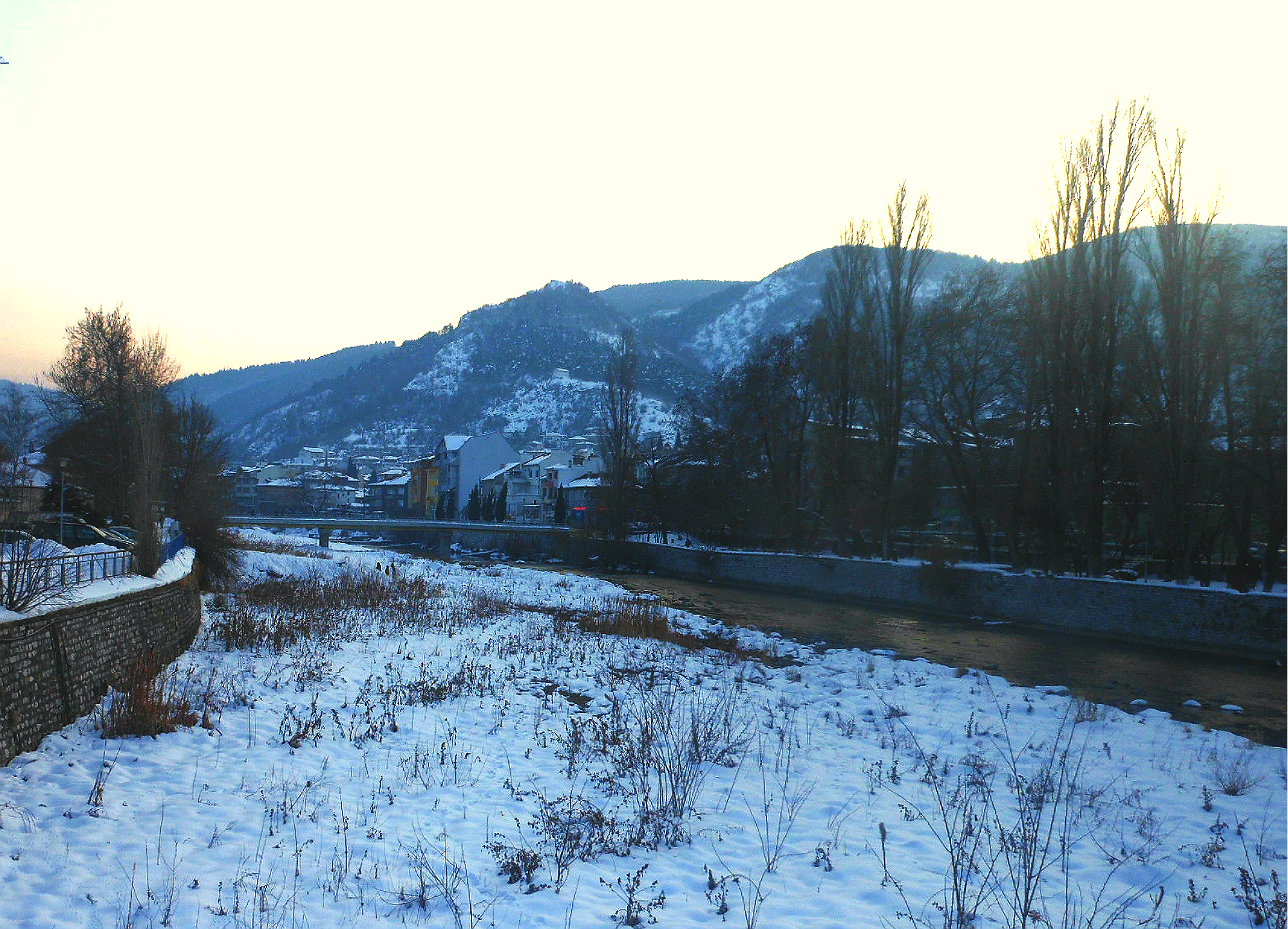 Реката.