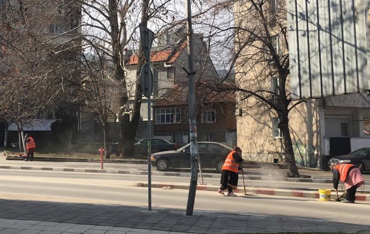 Асеновград в България или пясъчен град в пустинята?